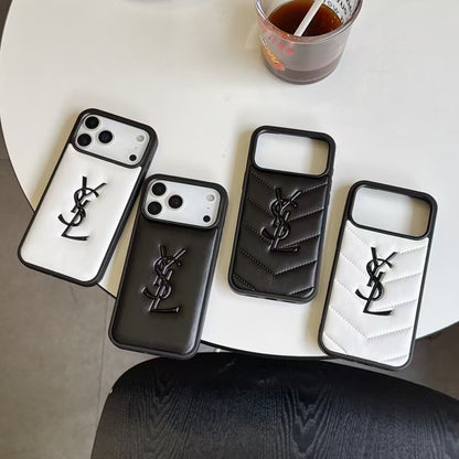 B&W Puffer Iphone 18 Designer Case