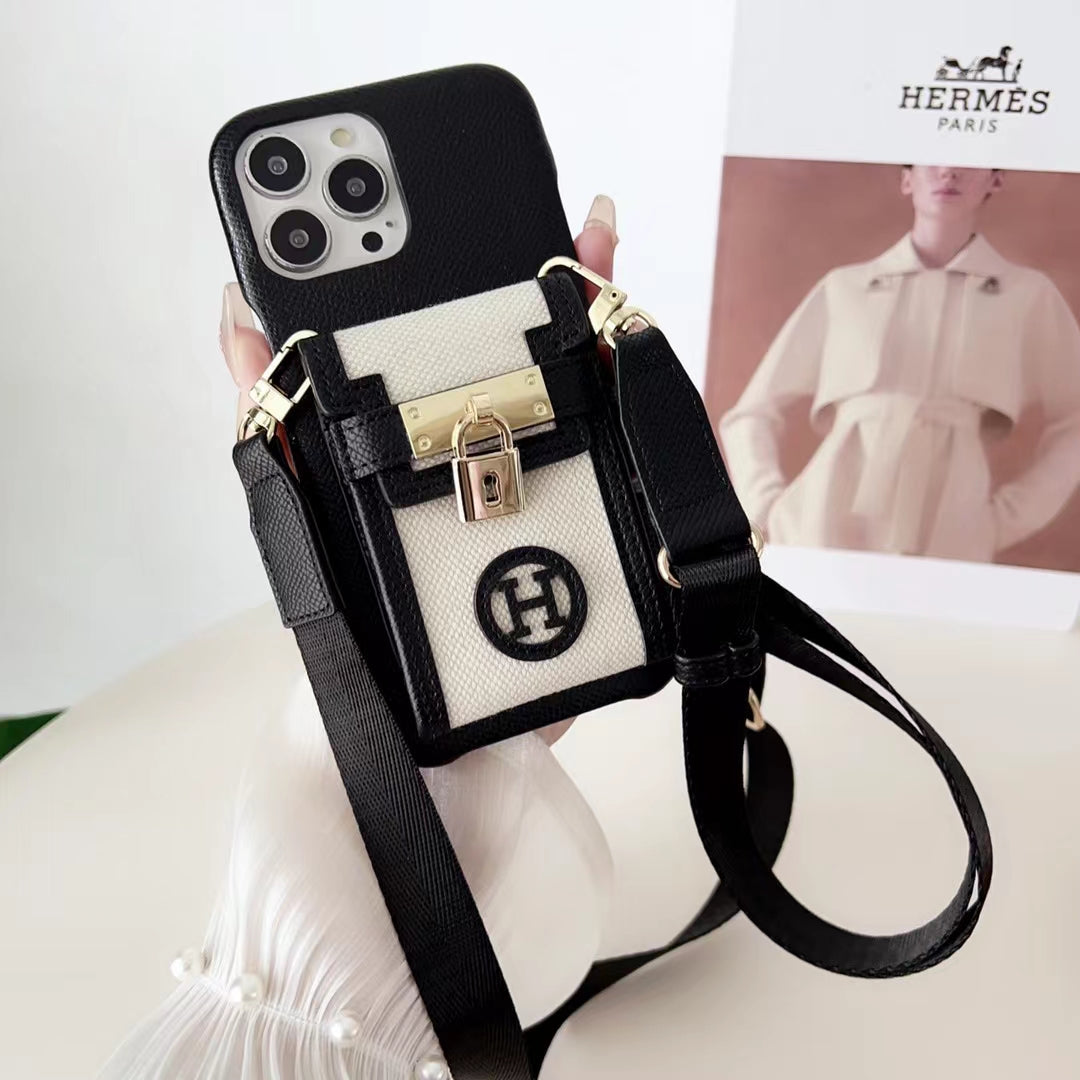 HM Back Pocket With Lanyard