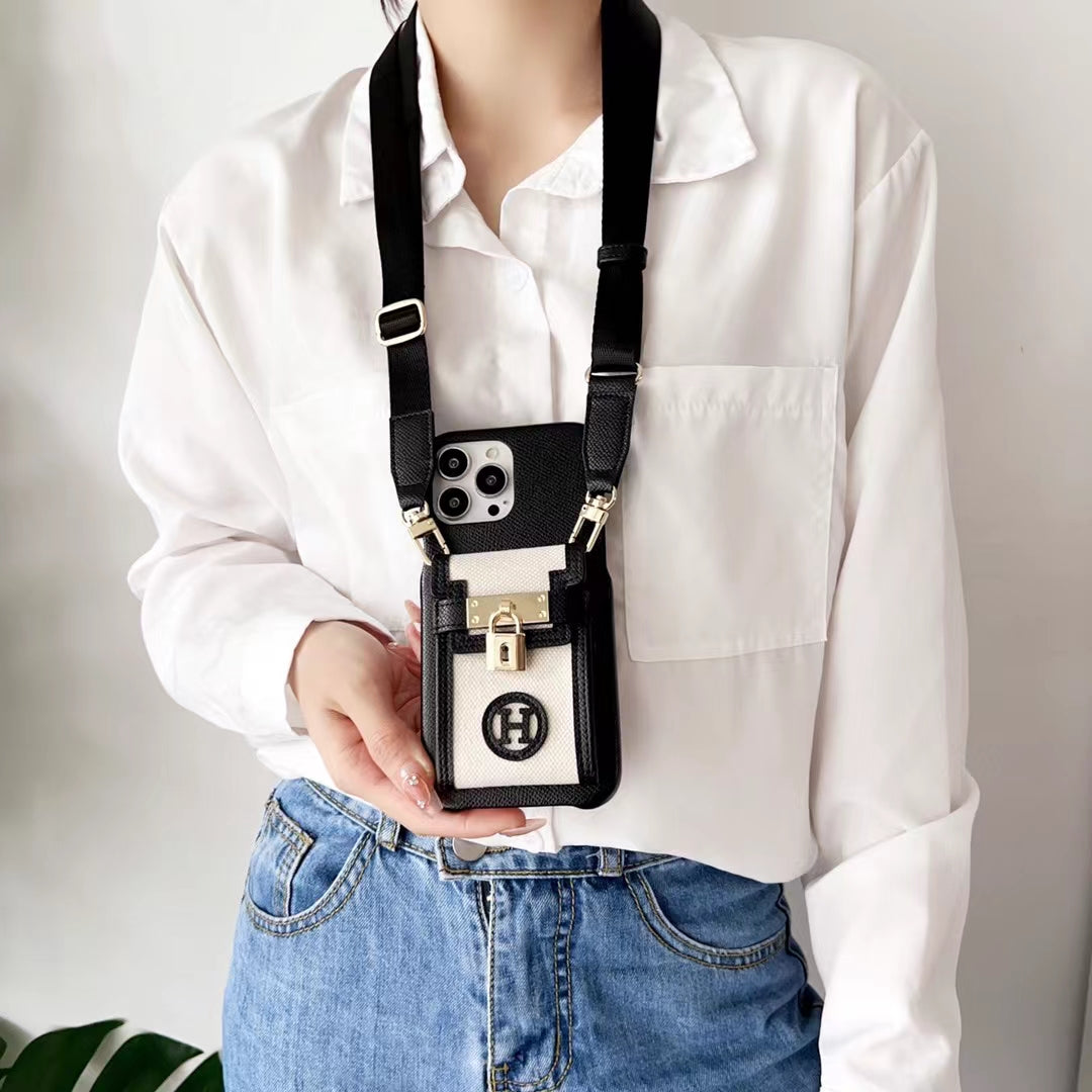 HM Back Pocket With Lanyard