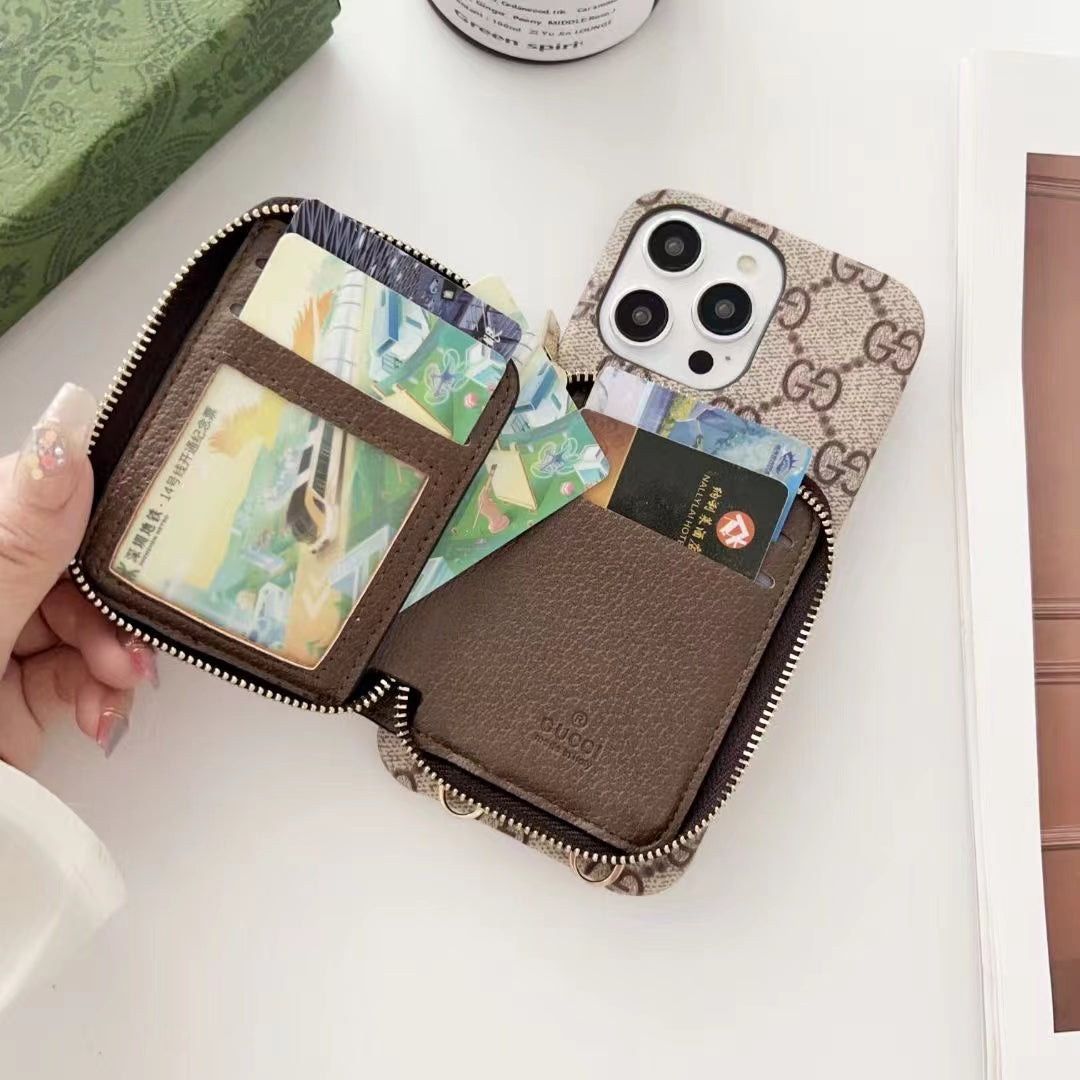 GC Zip Back Purse