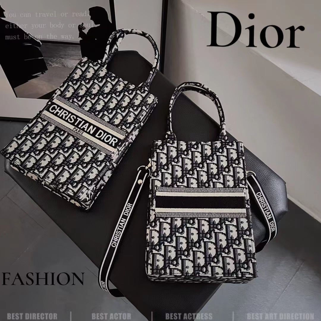 CD Classic Design Phone Bag