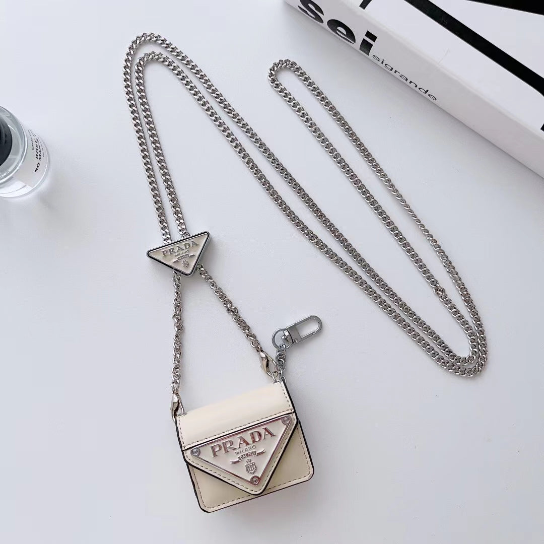 PD Classic Airpods Case With Silver Chain