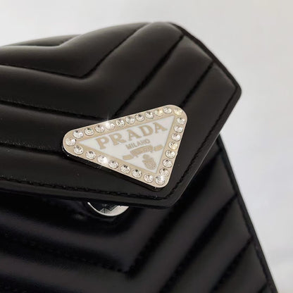 PD Classic Phone Bag With Chain