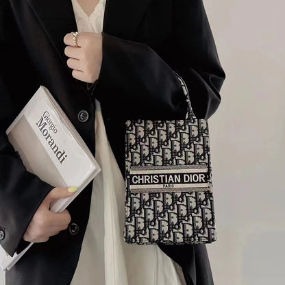 CD Classic Design Phone Bag