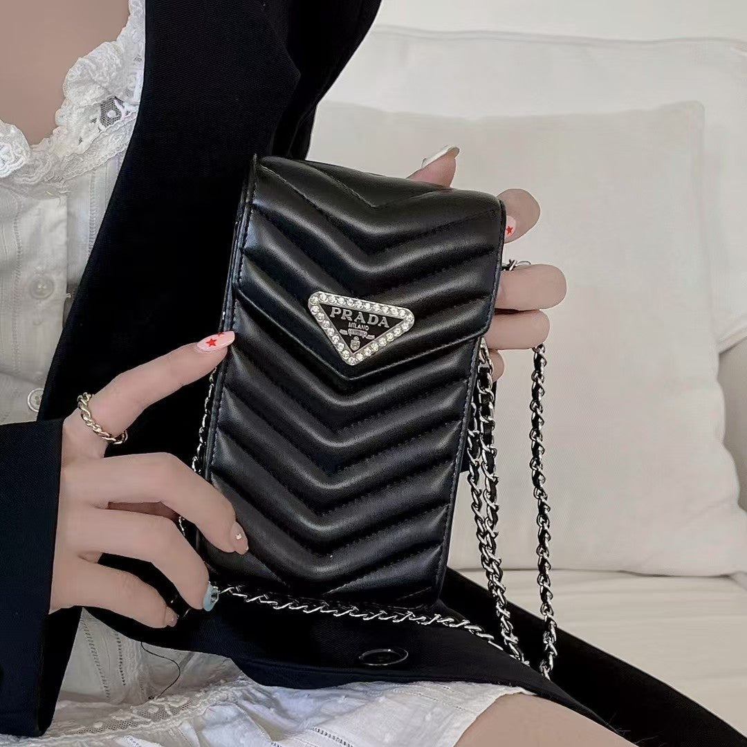 PD Classic Phone Bag With Chain
