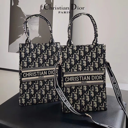 CD Classic Design Phone Bag
