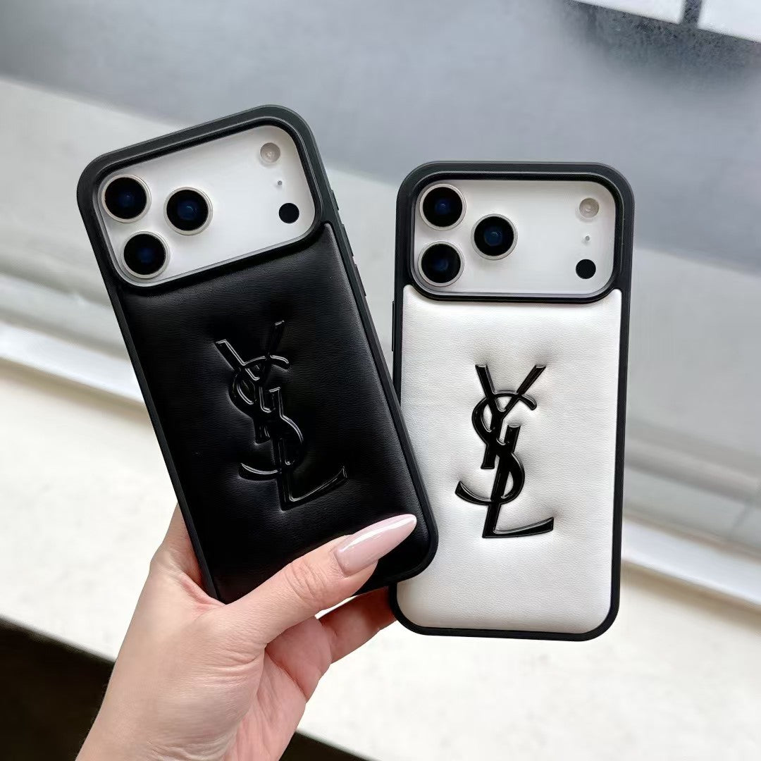 B&W Puffer Iphone 18 Designer Case