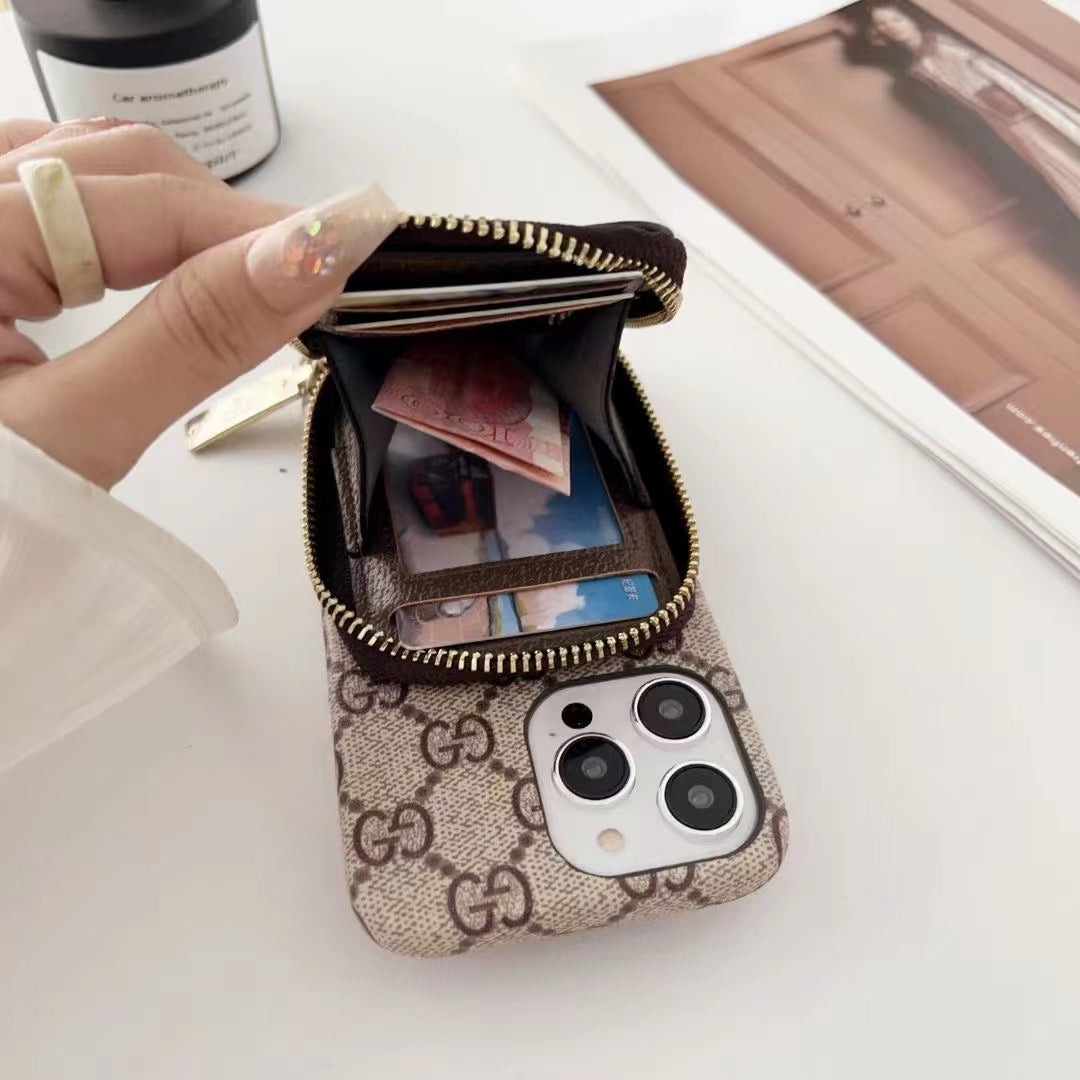 GC Zip Back Purse